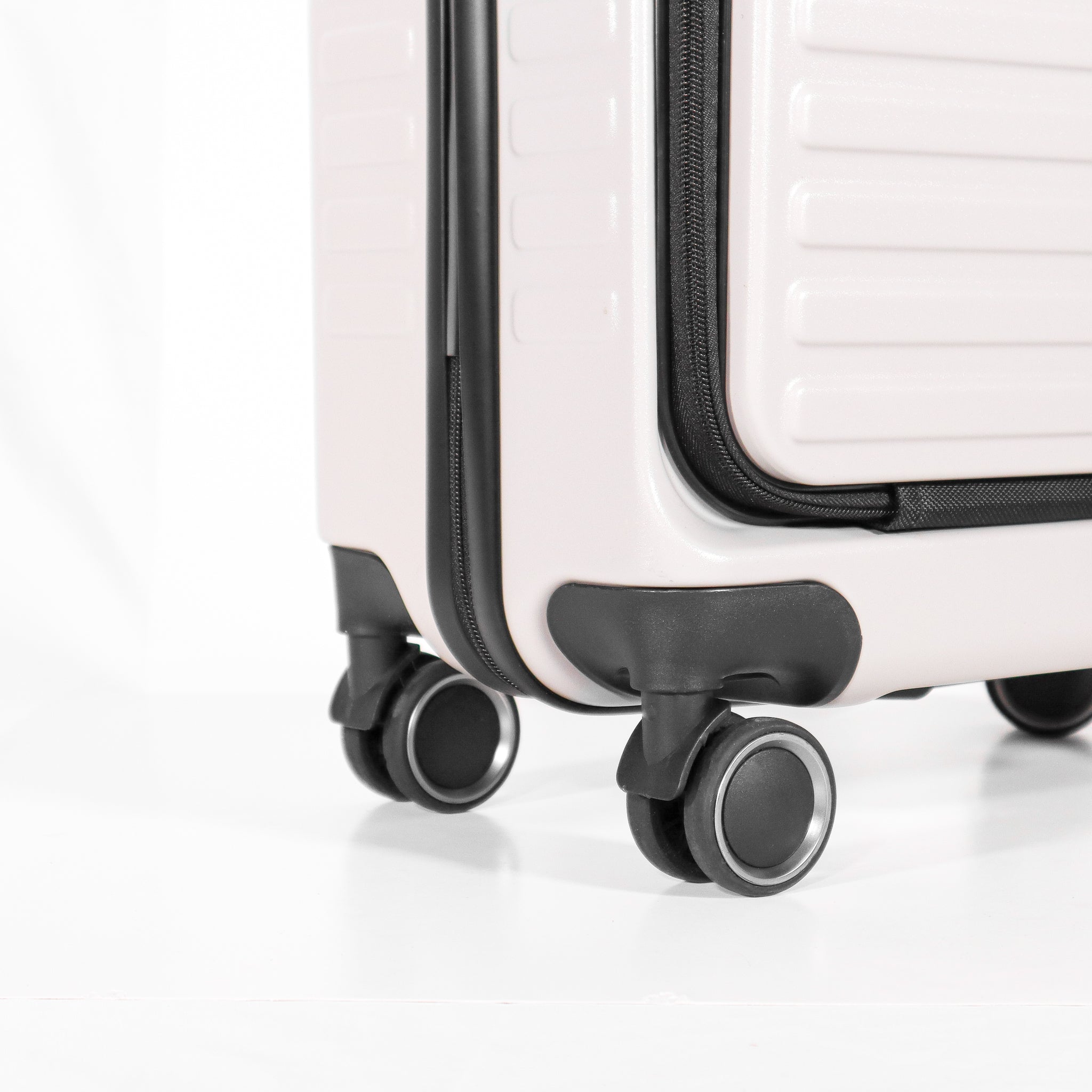 SaBaLi® Carry On Luggage with spinner wheels